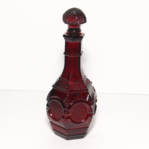 Vintage Avon 1876 Cape Cod Collection Ruby Red Glass Decanter EMPTY - Picture 1 of 5
